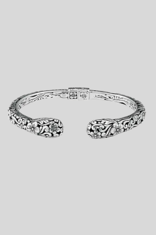 VEIL HINGED BANGLE